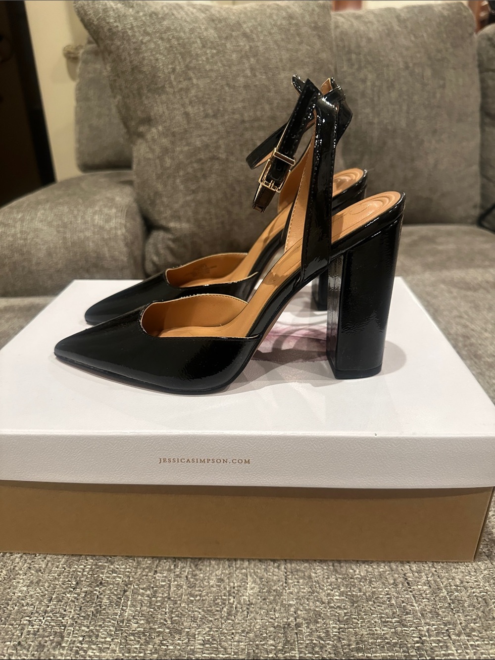 Jessica Simpson Black Patent Pointed Toe Ankle Strap Pumps - Picture 4 of 6